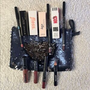 Lipstick/ lip liner  Collection - Bold Red and Pink